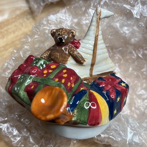 Vintage Sakura David Carter Brown Santa & Toys HP Sugar & Creamer - Picture 6 of 16